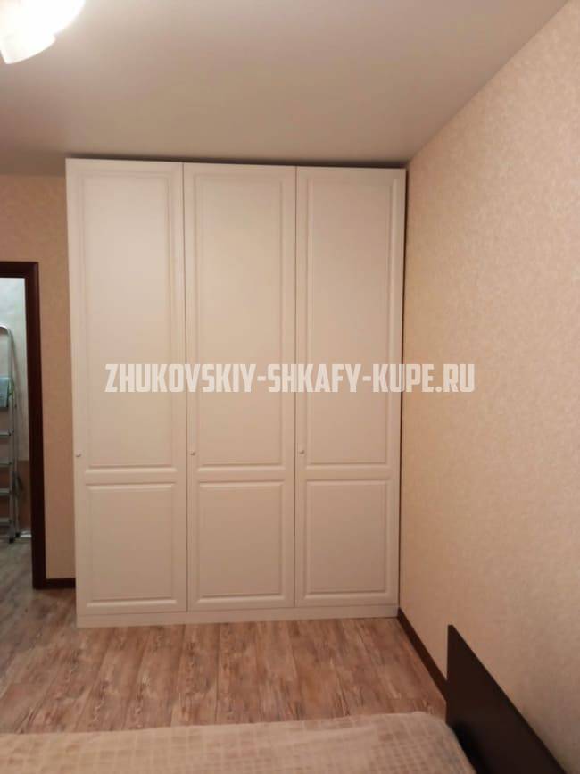 Распашные шкафы Жуковский