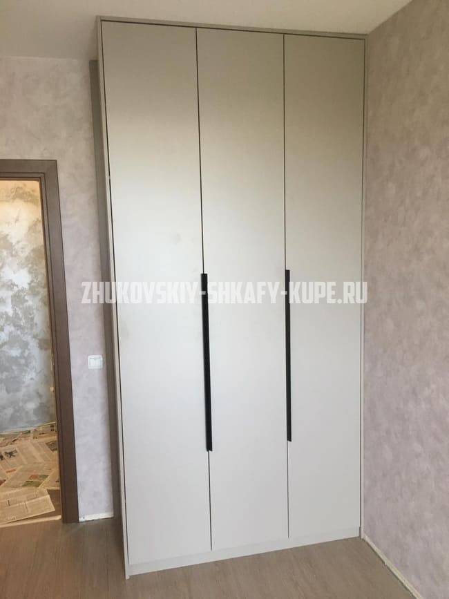 Шкафы в спальню Жуковский